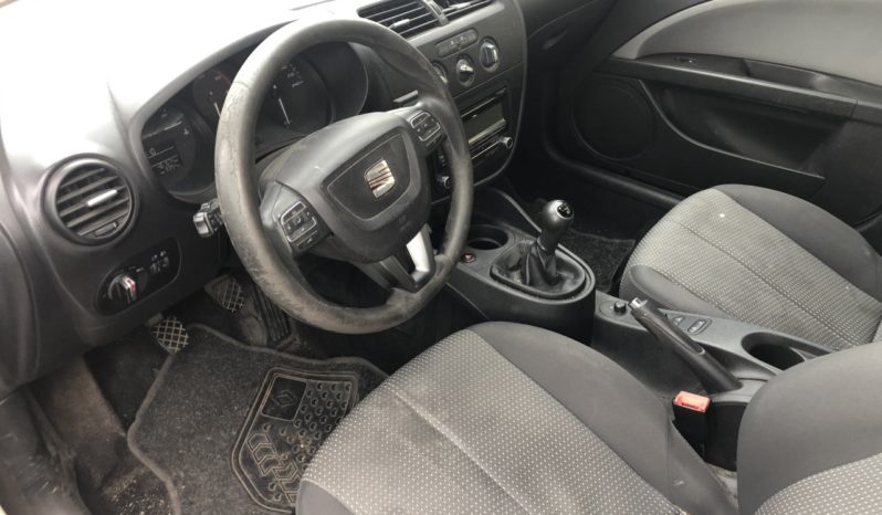 Seat Leon 1.6 TDI 2011 lleno