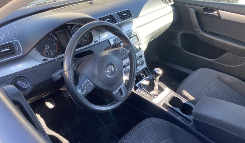 Volkswagen Passat 1.6 TDI lleno