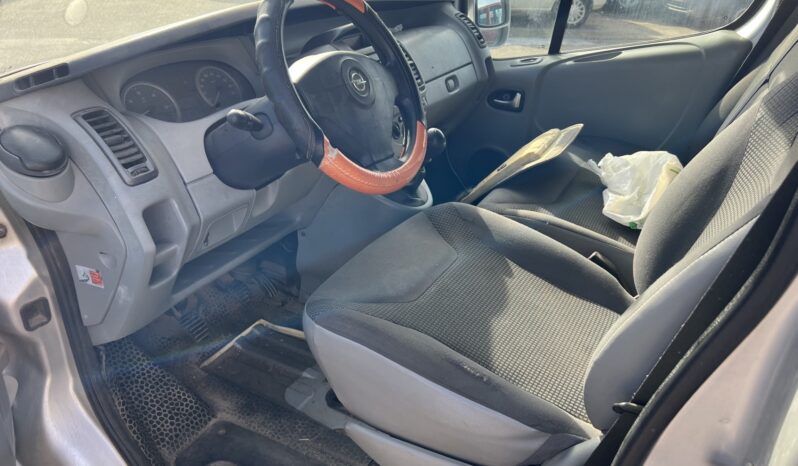 Opel Vivaro 2.0 CDTI 2009 lleno