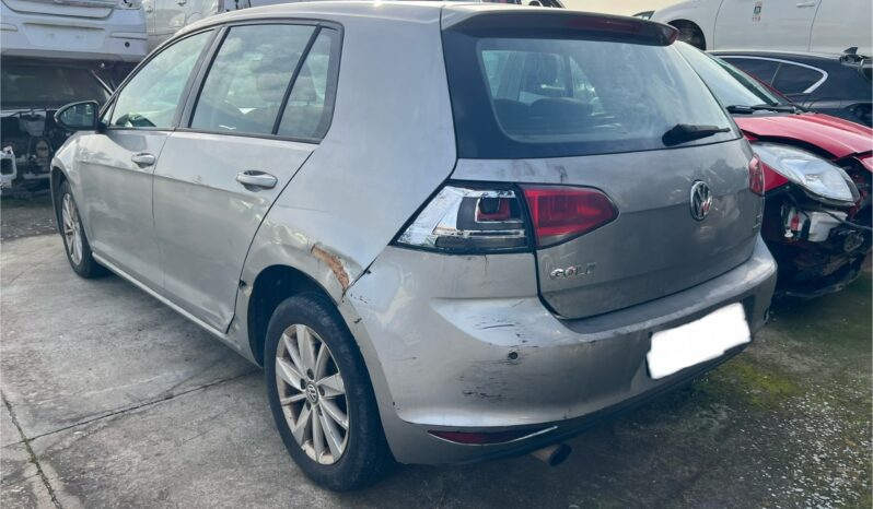 VOLKSWAGEN GOLF VI 1.6 TDI lleno