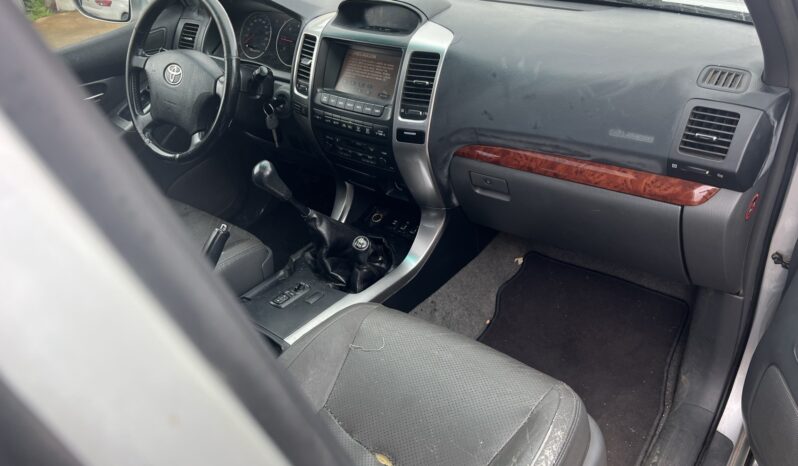 TOYOTA LAND CRUISER J12 lleno