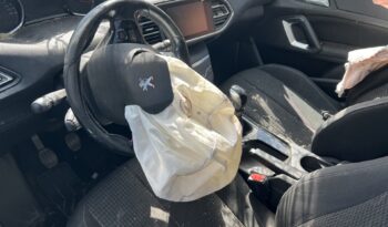 Peugeot 308 1.6 BLUE-HDI lleno