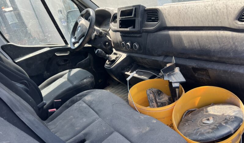 RENAULT MASTER 2.3 DCI 2020 lleno