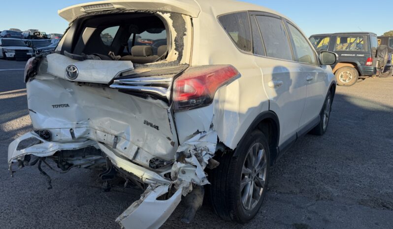 TOYOTA RAV 4 2.0 ADVANCE D4D CAT lleno